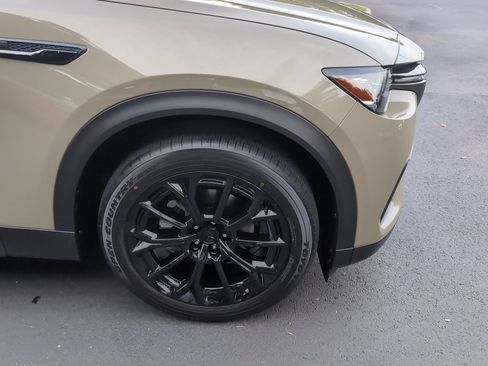 New 2026 MAZDA CX-70 3.3 Turbo w/ Preferred Package AWD/4WD image 3