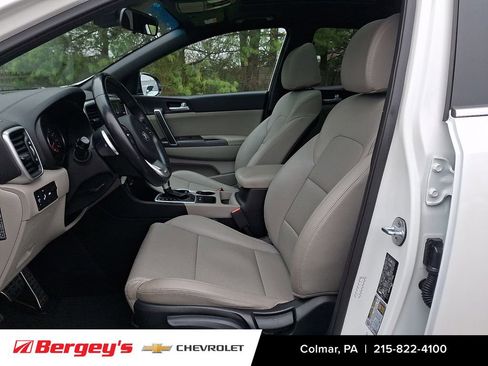 Used 2020 Kia Sportage S w/ S Sunroof Package image 16