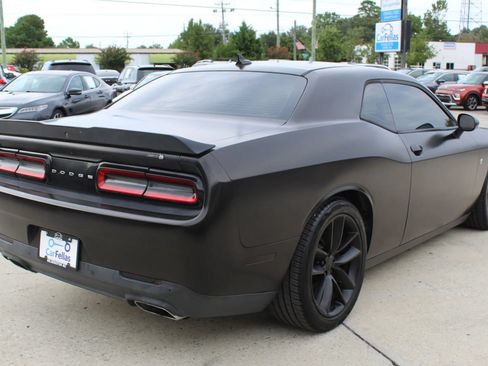 Used 2016 Dodge Challenger R/T Scat Pack RWD image 5
