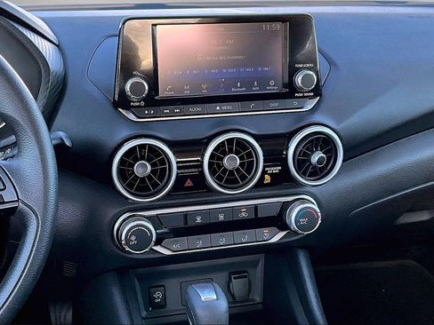 Used 2025 Nissan Sentra S image 9