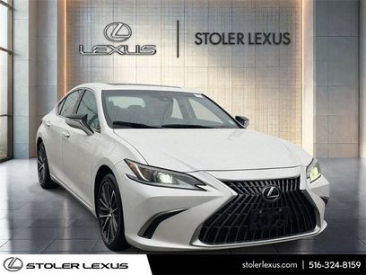 Certified 2023 Lexus ES 350 w/ Premium Package