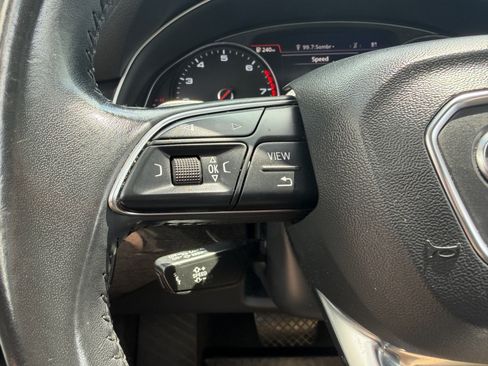 Used 2019 Audi Q7 3.0T Premium w/ Convenience Package AWD/4WD image 38