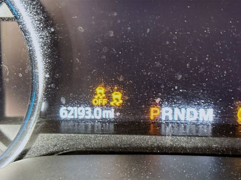 Used 2020 Ford Expedition XLT w/ Equipment Group 202A image 16