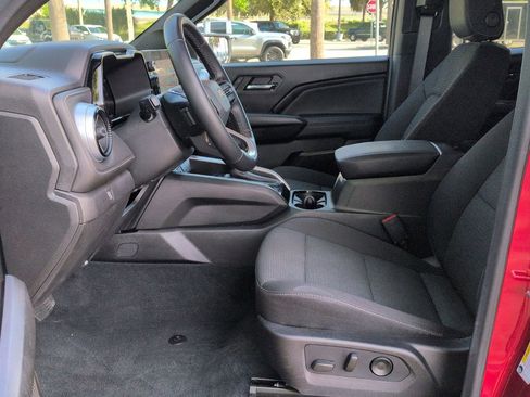 Used 2024 Chevrolet Colorado LT w/ LT Convenience Package II image 19