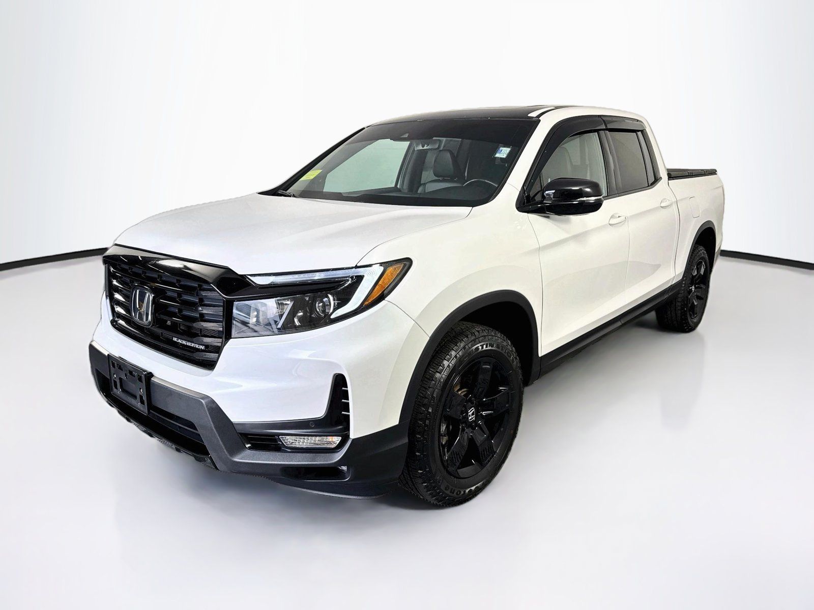 Used 2023 Honda Ridgeline Black Edition image 3