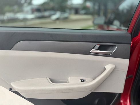 Used 2018 Hyundai Sonata SE image 23