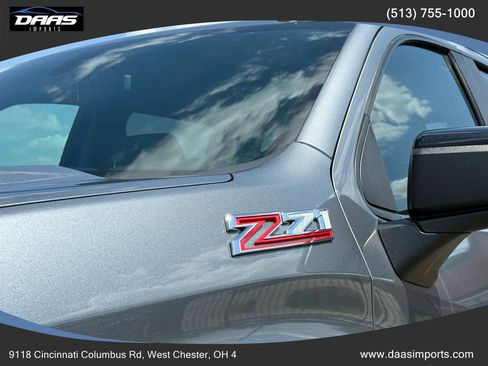 Used 2021 Chevrolet Silverado 1500 LT Trail Boss image 3