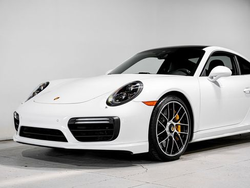 Used 2018 Porsche 911 Turbo S AWD/4WD image 33