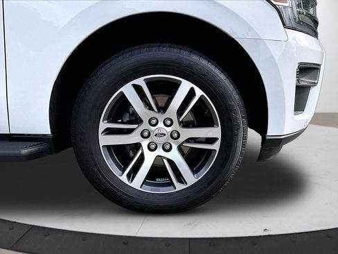 Used 2024 Ford Expedition Limited AWD/4WD image 36