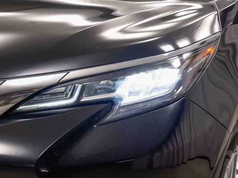 Used 2022 Toyota Sienna LE FWD image 12