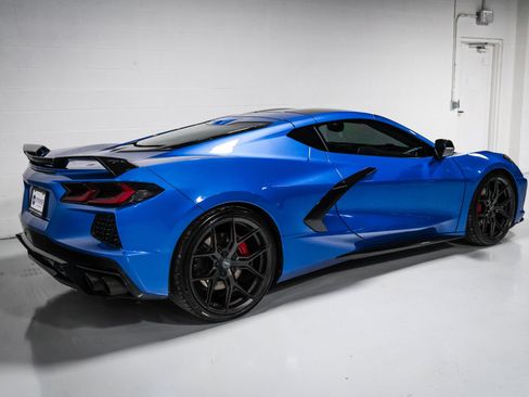 Used 2020 Chevrolet Corvette Stingray Premium Cpe w/ 3LT Preferred Equipment Group RWD image 3