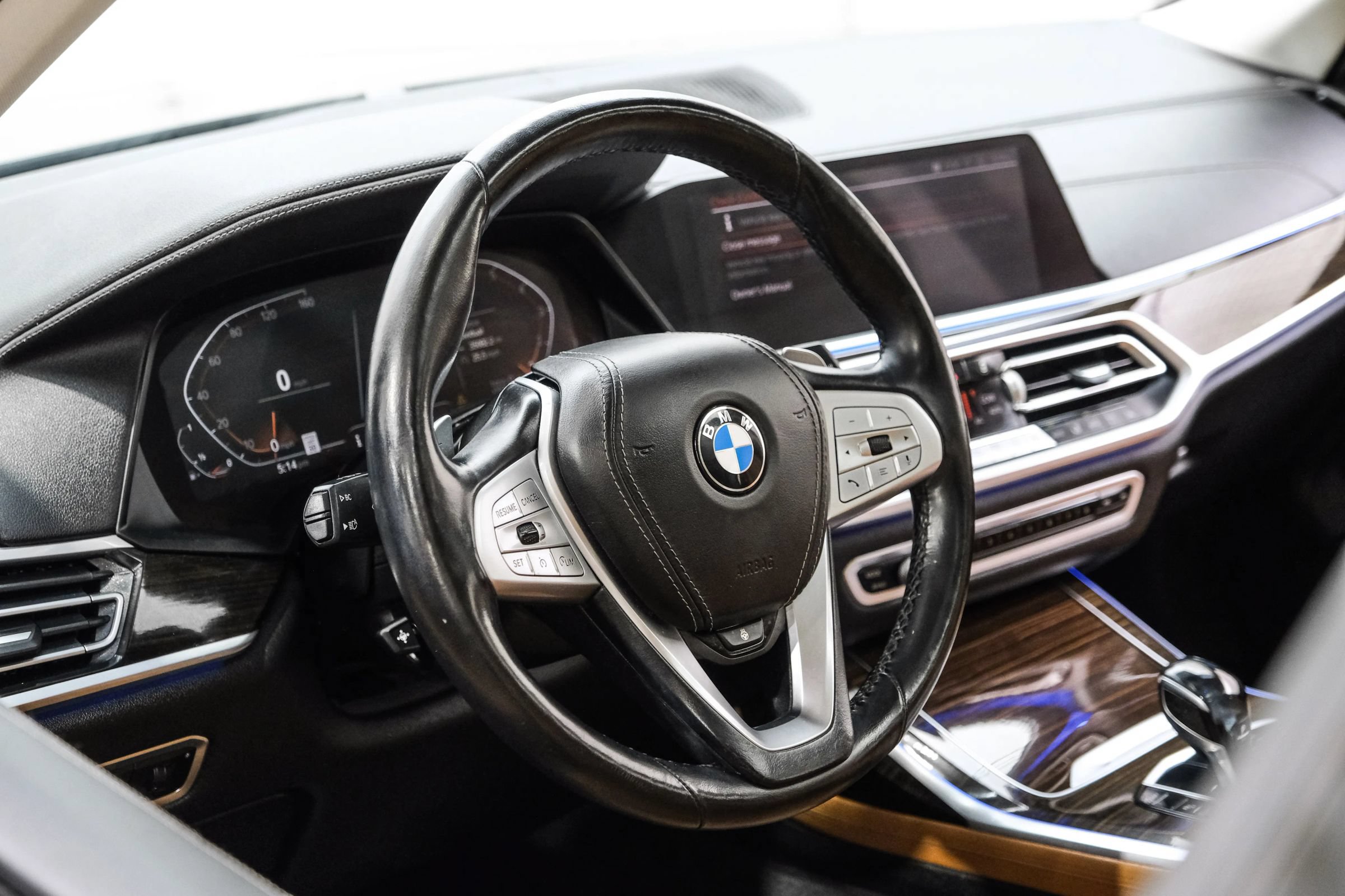 Used 2019 BMW X7 xDrive40i w/ Cold Weather Package AWD/4WD image 22