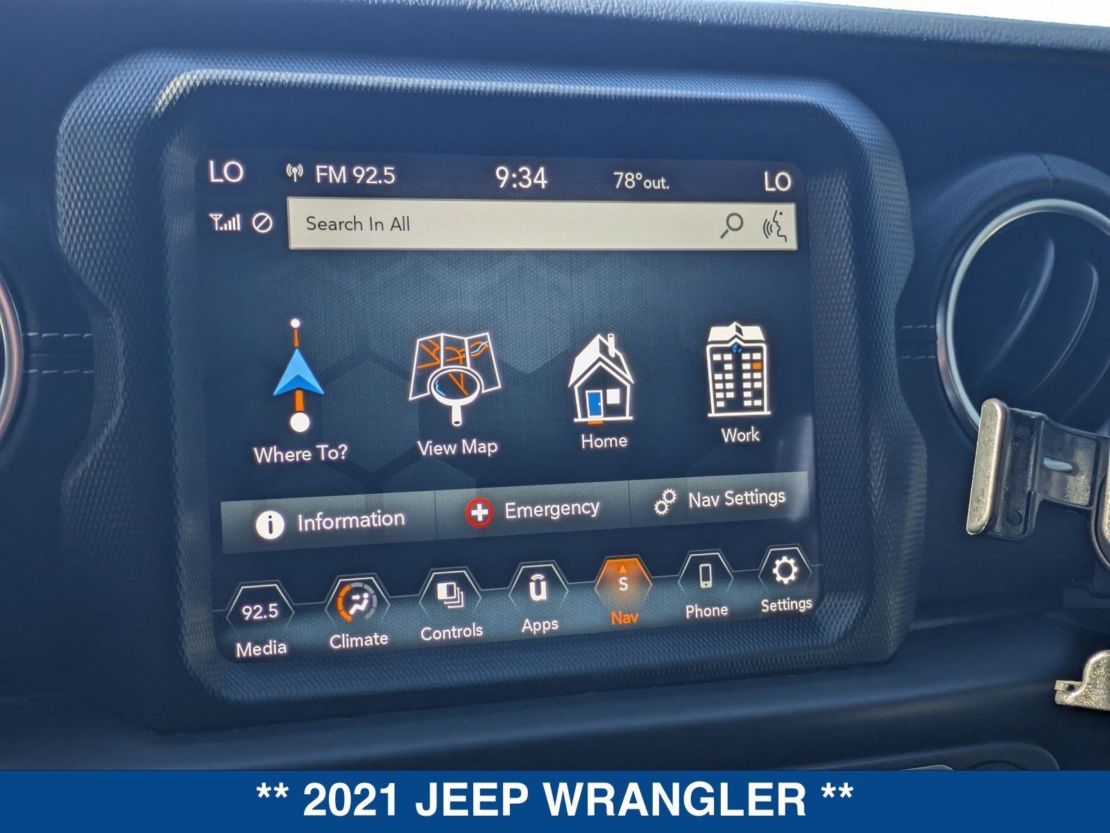 Used 2021 Jeep Wrangler Unlimited Sahara AWD/4WD image 29