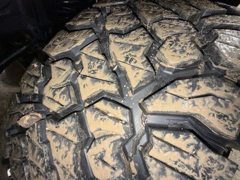 Used 2014 RAM 2500 Tradesman w/ Chrome Appearance Group image 26