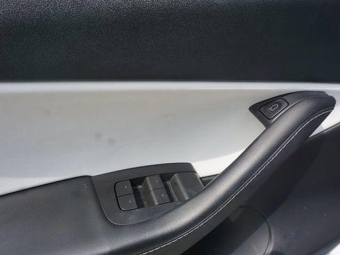 Used 2022 Tesla Model Y Performance AWD/4WD image 5