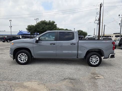 Used 2024 Chevrolet Silverado 1500 LT AWD/4WD image 4