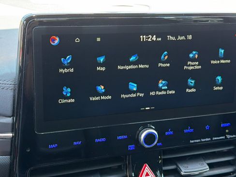 Used 2020 Hyundai Ioniq Limited FWD image 15