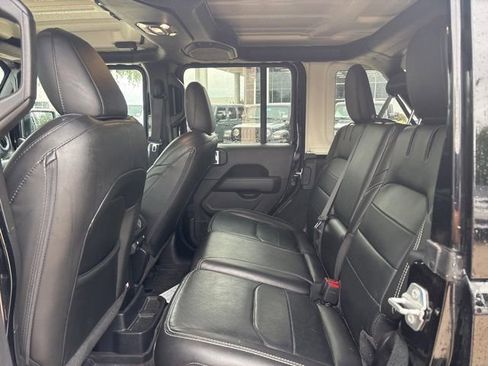 Used 2022 Jeep Wrangler Unlimited Sahara w/ Cold Weather Group AWD/4WD image 12