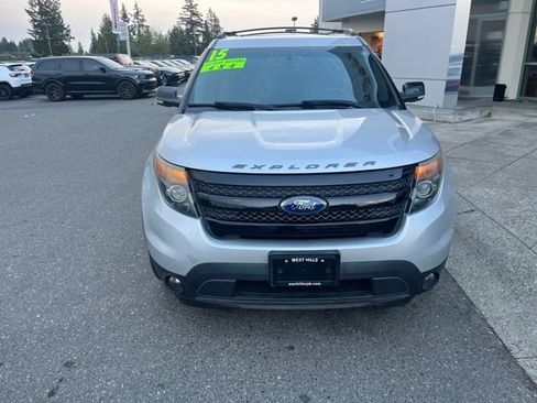 Used 2015 Ford Explorer Sport w/ Equipment Group 401A AWD/4WD image 3