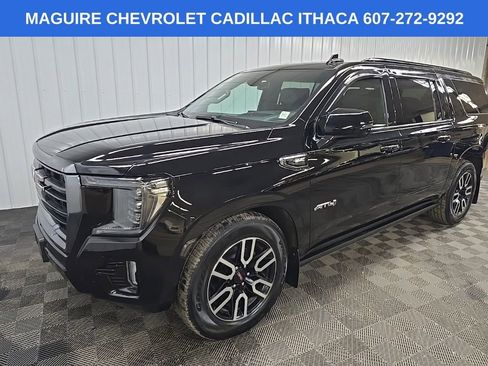 Used 2021 GMC Yukon XL AT4 w/ AT4 Premium Plus Package AWD/4WD image 8