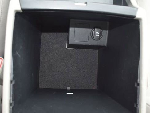 Used 2019 Kia Sedona LX FWD image 28