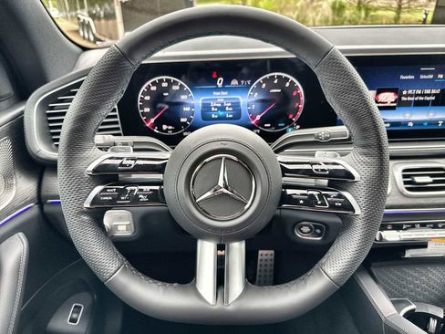 New 2026 Mercedes-Benz GLS 450 4MATIC image 21