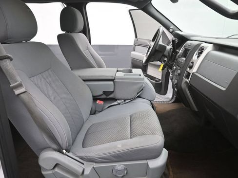 Used 2014 Ford F150 XLT w/ Equipment Group 302A Luxury RWD image 12