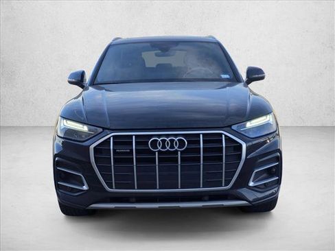 Used 2022 Audi Q5 Premium image 2