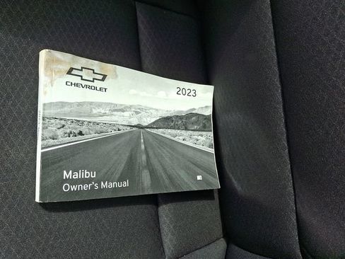 Used 2023 Chevrolet Malibu LS FWD image 26