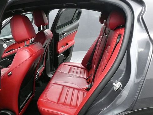 Used 2018 Alfa Romeo Stelvio Ti Sport image 77