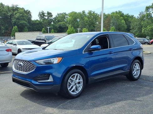 Used 2024 Ford Edge SEL AWD/4WD image 3