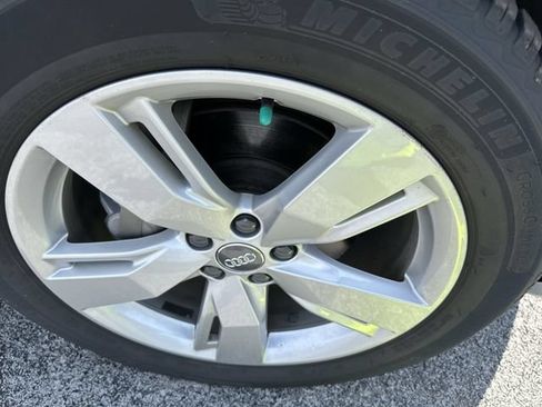 Used 2019 Audi Q5 2.0T Premium Plus w/ Premium Plus Package AWD/4WD image 21