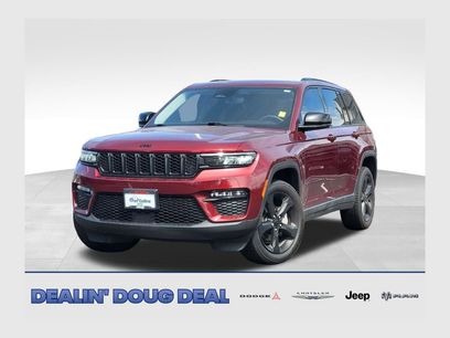 Used 2023 Jeep Grand Cherokee Limited w/ Black Appearance Package