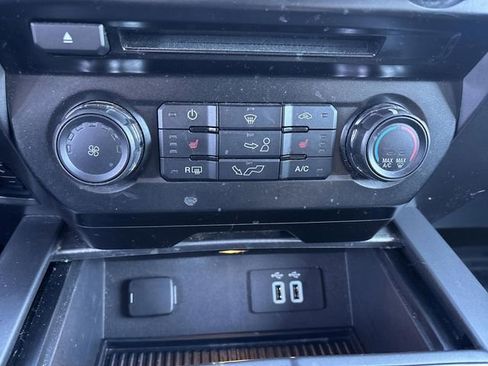 Used 2016 Ford F150 XLT w/ Equipment Group 302A Luxury image 19