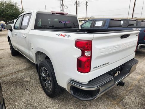 Used 2023 Chevrolet Silverado 1500 LT image 4