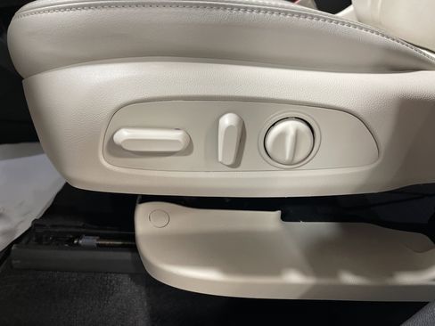 Used 2024 Buick Enclave Essence w/ Trailering Package, 5000 lbs. image 10