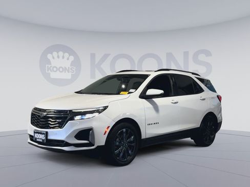 Used 2023 Chevrolet Equinox RS w/ RS Leather Package FWD image 5