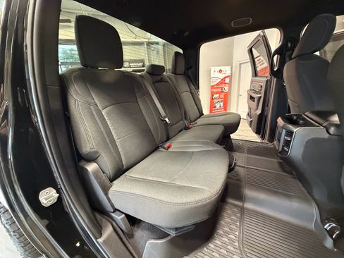 Used 2025 RAM 2500 Big Horn AWD/4WD image 5