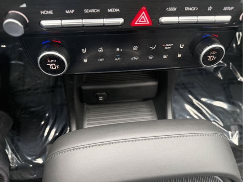 Used 2026 Hyundai Palisade Calligraphy AWD/4WD image 15