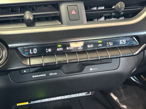 Used 2022 Lexus UX 200 w/ Accessory Package (Z2) FWD image 19
