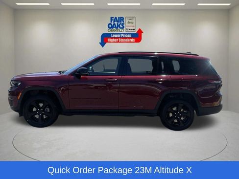 Used 2024 Jeep Grand Cherokee L Altitude AWD/4WD image 10