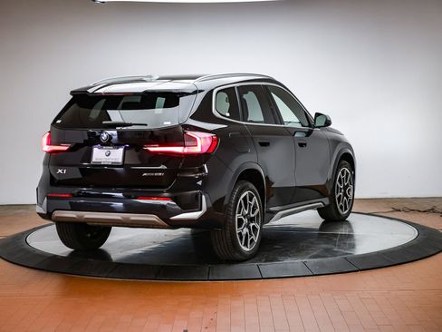Certified 2023 BMW X1 xDrive28i image 5