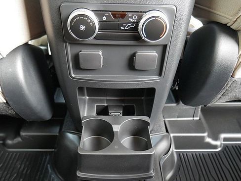 Used 2023 Ford Explorer 4WD image 51