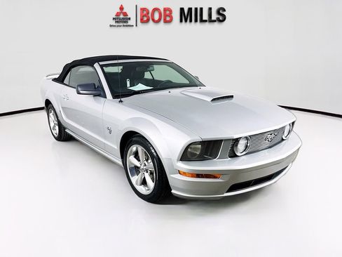 Used 2009 Ford Mustang GT Premium image 1