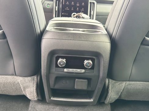 Used 2024 GMC Acadia AT4 w/ LPO, Floor Liner Package AWD/4WD image 30