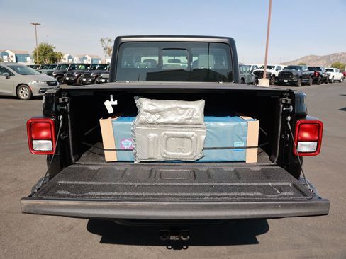 New 2026 Jeep Gladiator Sport image 33