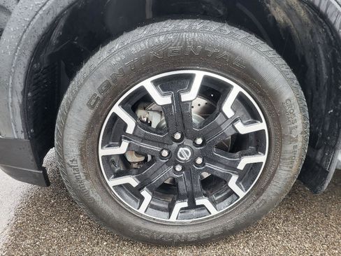 Used 2020 Nissan Pathfinder SL image 15