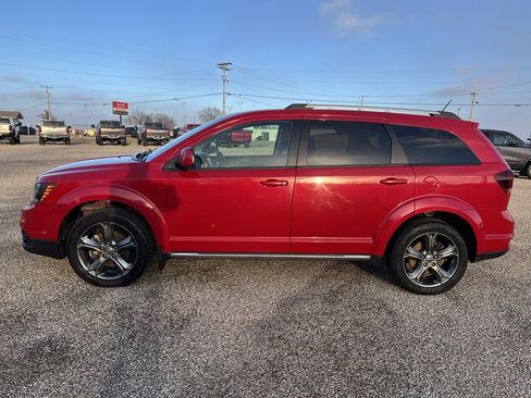 Used 2015 Dodge Journey Crossroad w/ Flexible Seating Group image 2
