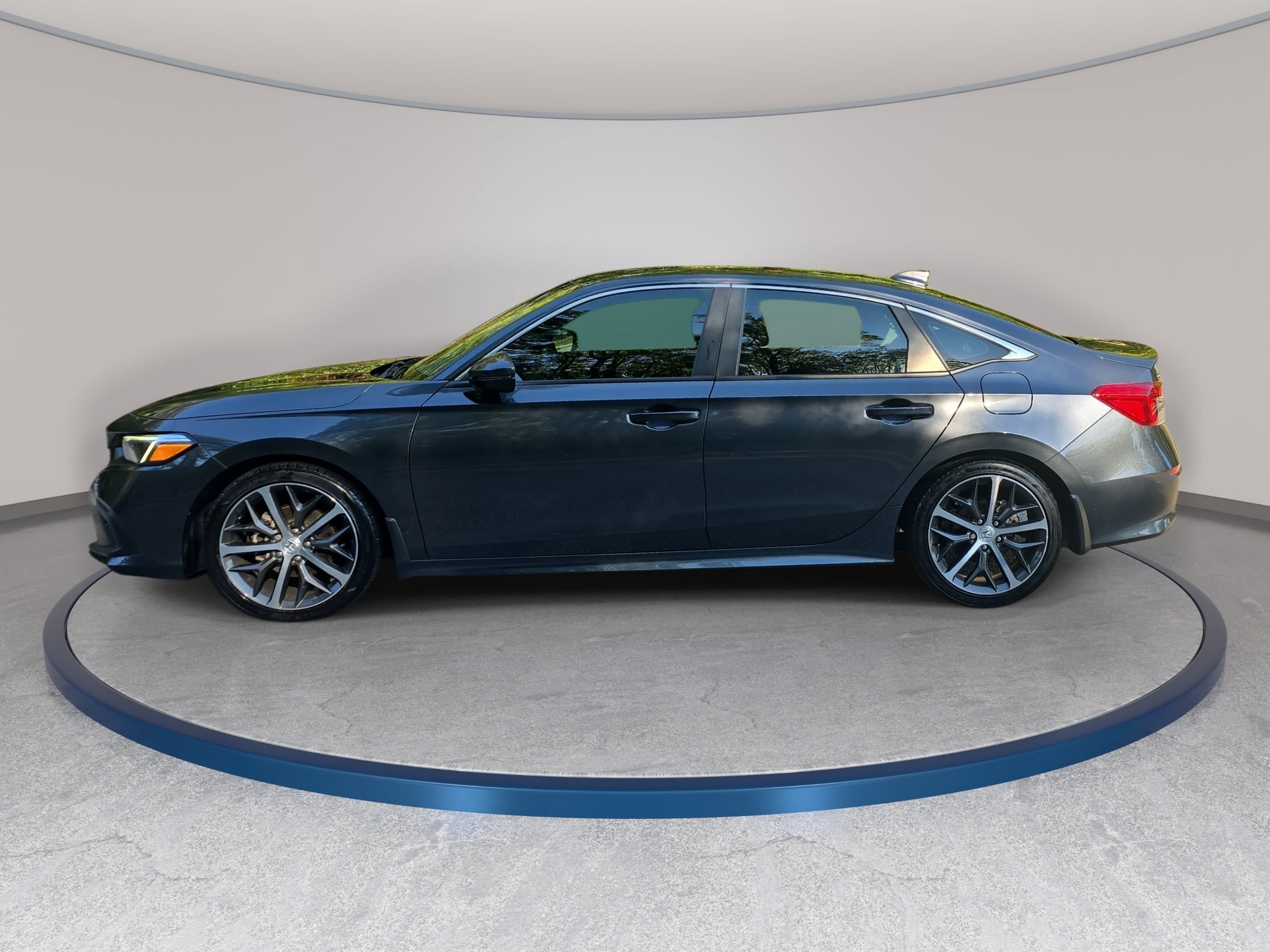 Used 2024 Honda Civic Touring image 8