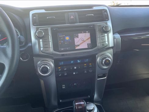 Used 2016 Toyota 4Runner Limited image 6